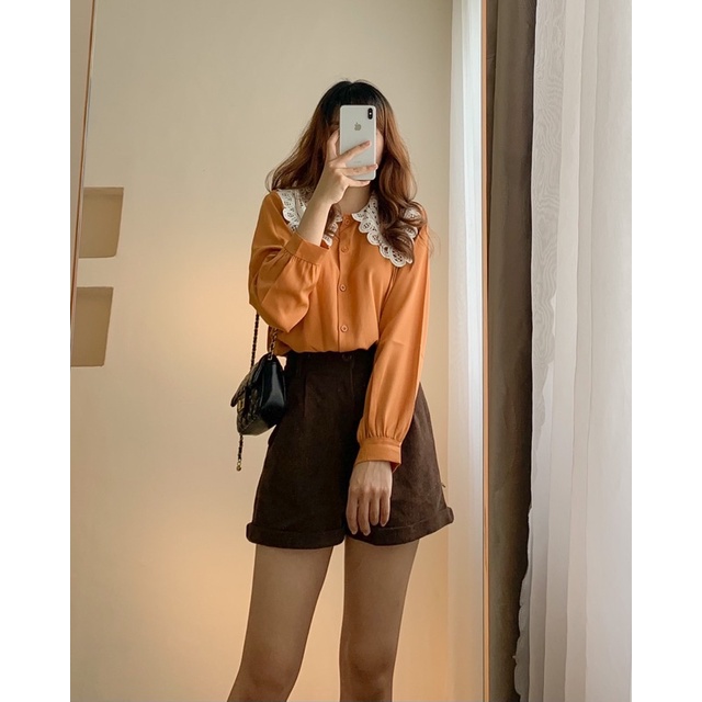 Áo sơ mi cổ phối ren