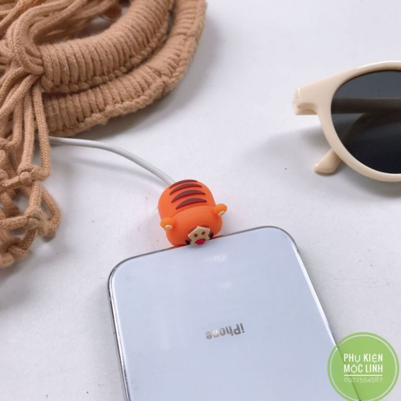 8 mẫu gấu pooh heo pig để lựa  ĐẦU THÚ CẮN CÁP BẢO VỆ CÁP SẠC CHỐNG ĐỨT GẪY DÂY