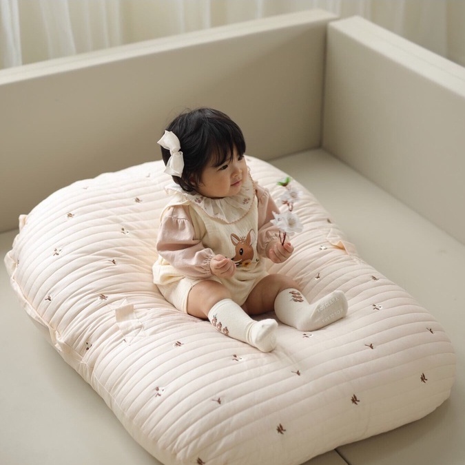 Gối Chống Trào Ngược SIZE TO OME, MONONA Chính Hãng Chần Bông Vỏ Họa Tiết Thêu Cho Bé Từ Sơ Sinh