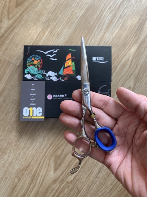 KÉO CẮT TÓC TITAN AT-03 chuyên dùng cho barber / salon