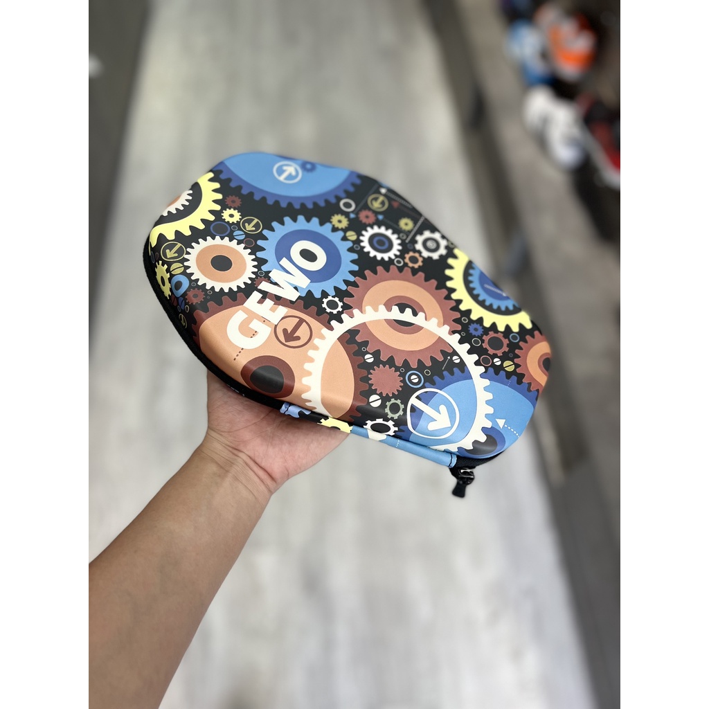 Bao Vợt Bóng Bàn Gewo Chính Hãng - Màu Trắng - Thiết Kế Bao To , Rãnh Sau Rộng - Có Ngăn Đựng Phụ Kiện Linh Tinh