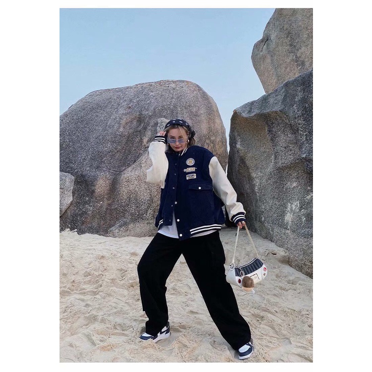 Áo bomber nhung kiểu cúc bấm phối tay trắng in họa tiết NSR thời trang hàn quốc | BigBuy360 - bigbuy360.vn