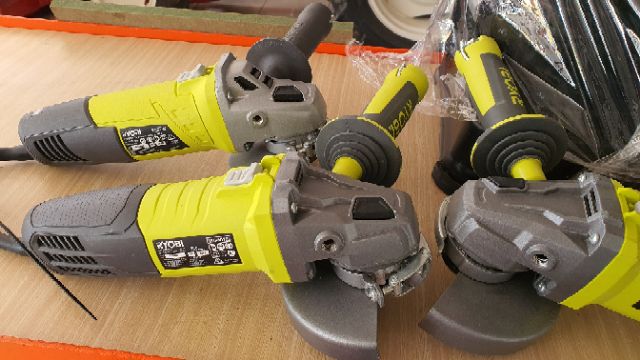 Máy cắt sắt và mài RYOBI  xuất đi Australia