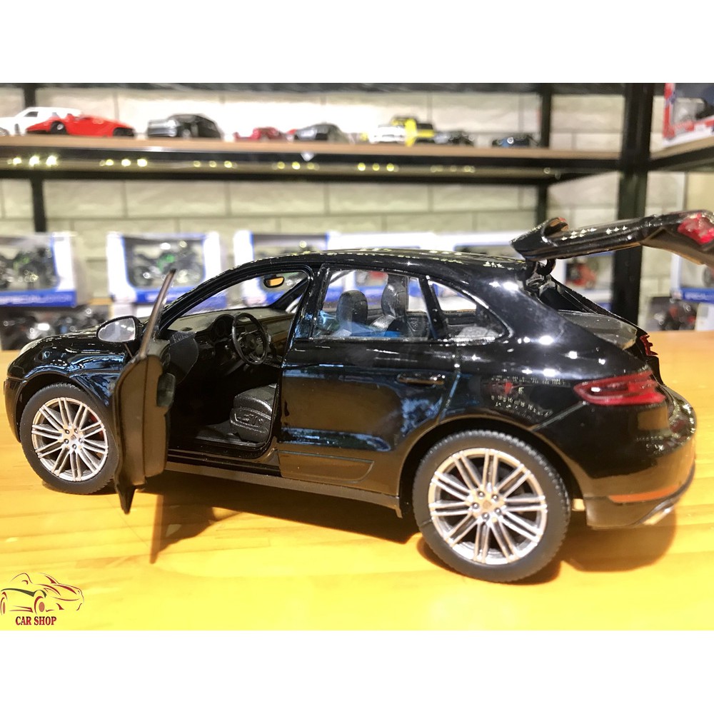 Mô hình xe ô tô Porsche Macan Turbo Hãng Welly FX tỉ lệ 1:24 màu đen