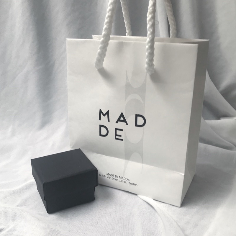 Dịch vụ gói quà / Hộp quà đen / Túi quà / Madde