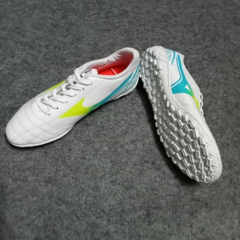 Giày bóng đá Mizuno Việt đã khâu đế Hồng