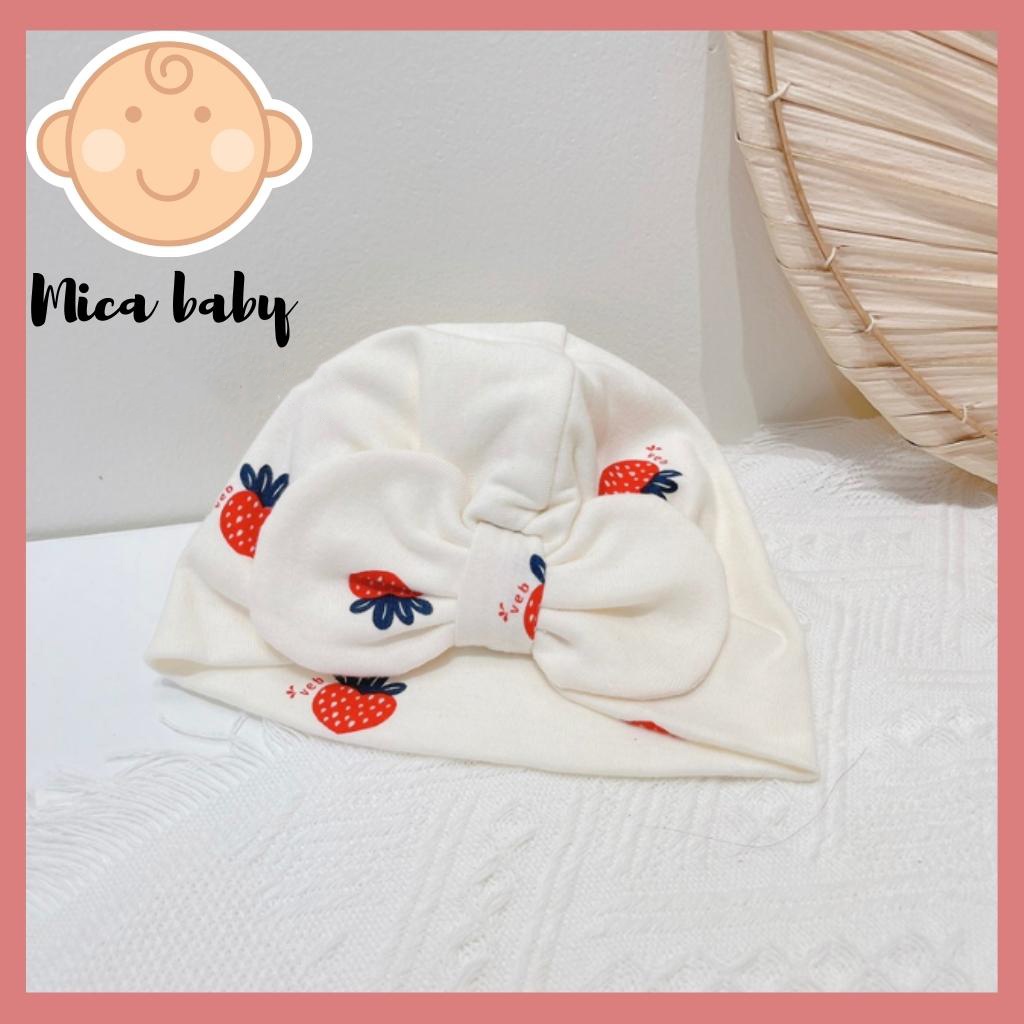 Mũ turban trắng kem họa tiết quả dâu đáng yêu cho bé Mica Baby MTB88