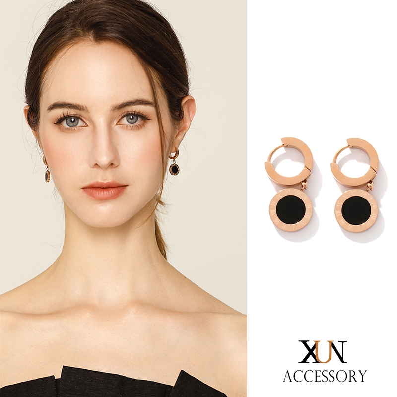 Round Black Shellfish Rose Gold Earrings Titanium Steel Rose Gold Roman Numeral Earrings