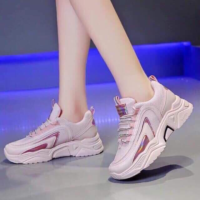 [Mã FAGREEN245 giảm 10% tối đa 30k đơn từ 99k] Giày nữ màu hồng lưới thoáng độn đế 5cm dáng hàn năng động mã a26 | BigBuy360 - bigbuy360.vn