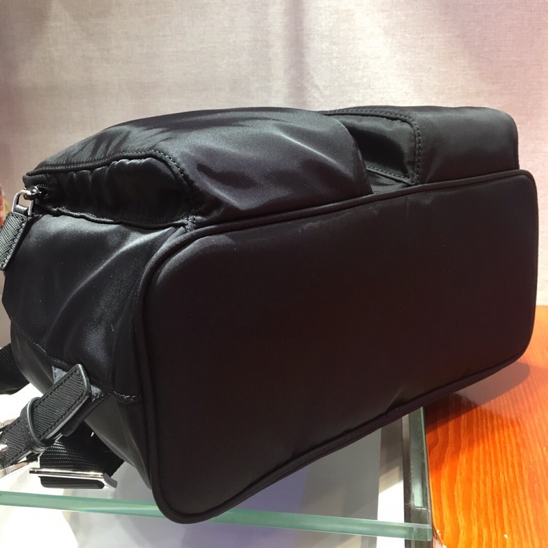 Balo nữ thương hiệu thời trang cao cấp Prada size 32 hàng vip 1-1