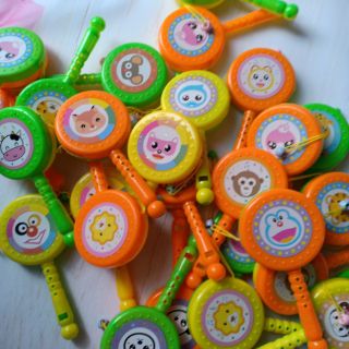 Lục lạc nhựa cho bé