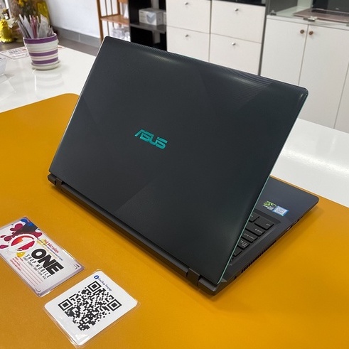 Laptop Asus Gaming F560U Core i5 8250/ Ram 16Gb/ Card đồ họa GTX1050/ Màn hình IPS Full HD .