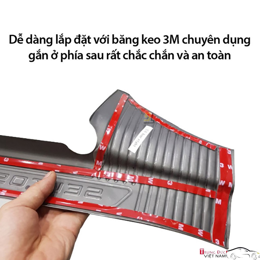 Bộ ốp bậc cửa HYUNDAI TUCSON mạ titan, ốp bậc bước chân chống trầy xước, chống trơn trượt bảo vệ bậc lên xuống ô tô