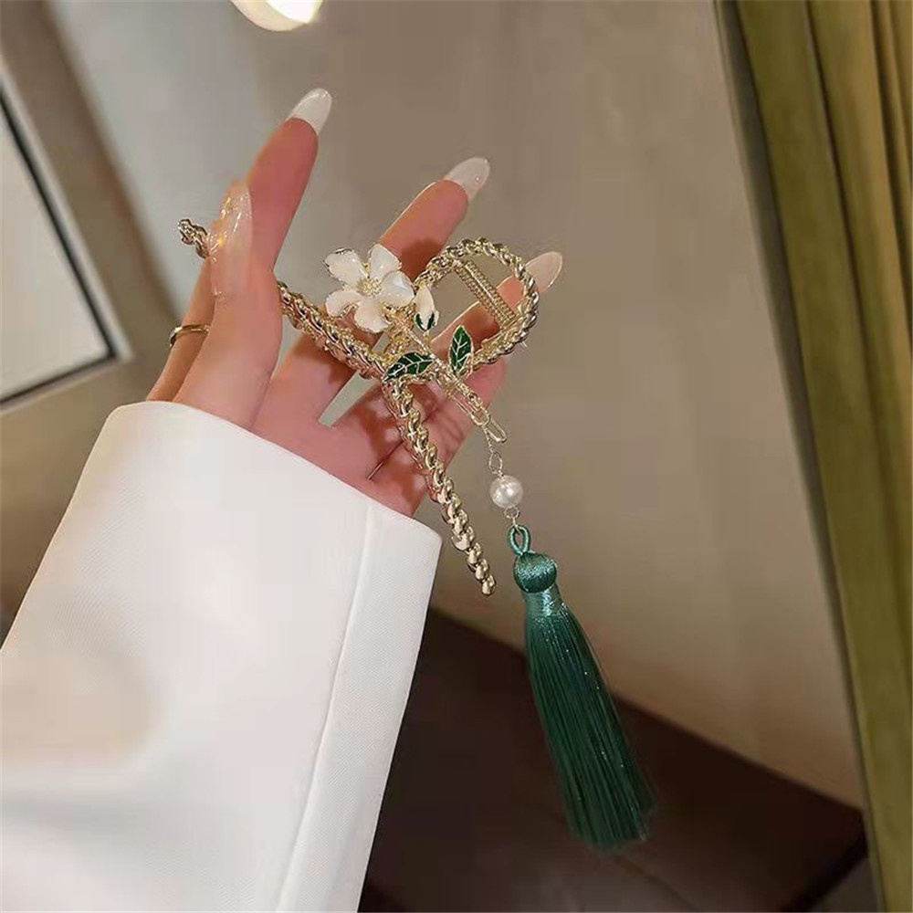 Kẹp Tóc Hình Hoa Đính Tua Rua Màu Xanh Lá Phong Cách Vintage Thanh Lịch Dành Cho Nữ
