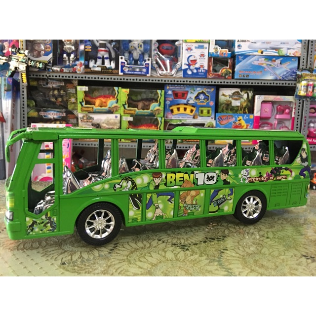 Xe bus ben10 đẩy trớn