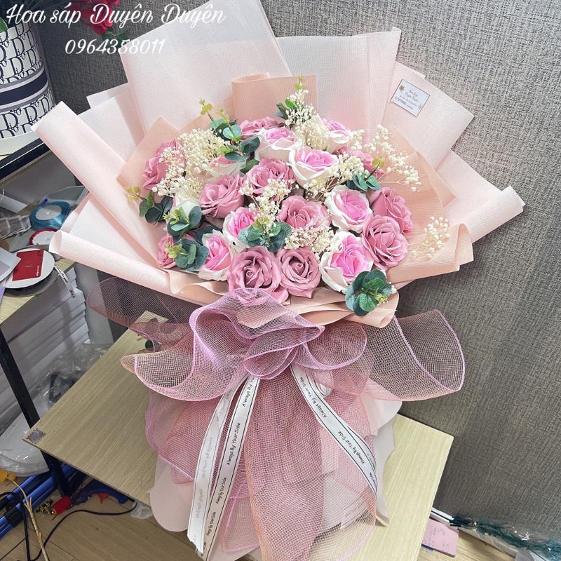 Bó hoa sáp cao cấp mix cùng lá táo . Hoa cao 1m cực to