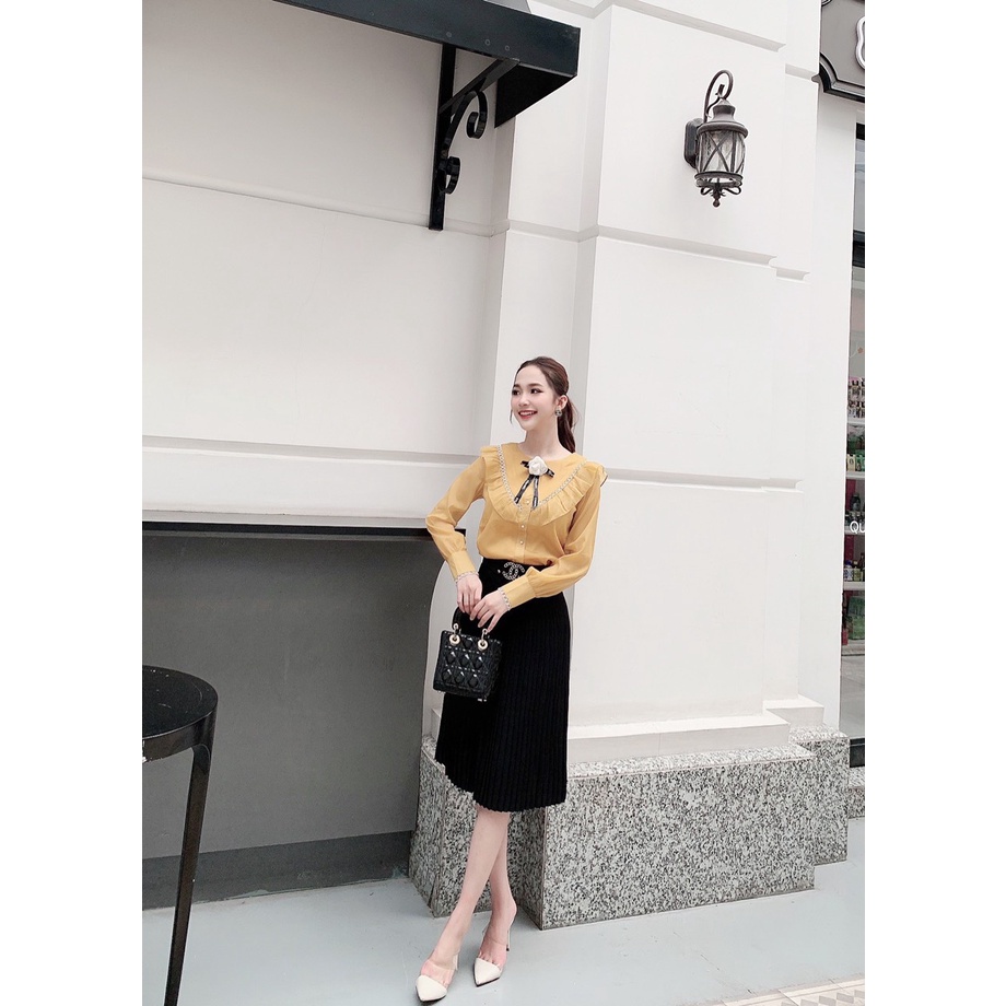 Chân váy xếp ly kèm áo sơ mi cổ đính hoa đi làm việc nơi công sở,dự tiệc,đi chơi,tôn lên vẻ đẹp quý phái dành | BigBuy360 - bigbuy360.vn