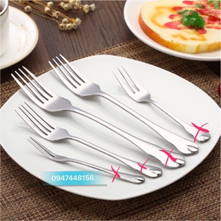 Dĩa Inox cao cấp ( dài 20cm )