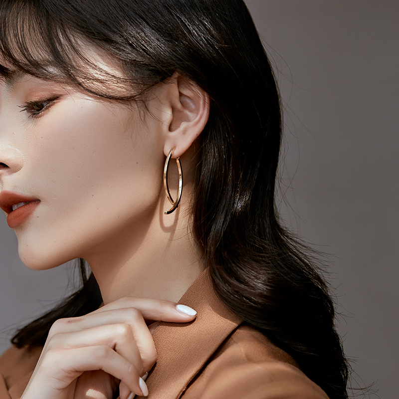 Bông Tai Hình Chữ Thập Mạ Bạc 925 Thời Trang Dành Cho Nữ