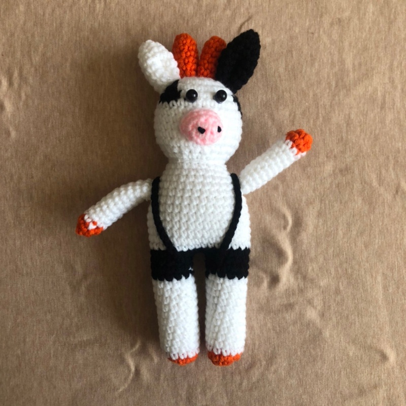 Bộ 3 Món Áo Liền Quần Dệt Kim Thủ Công Đính Nút + Mũ Beanie Hình Bò Sữa Làm Đạo Cụ Chụp Ảnh