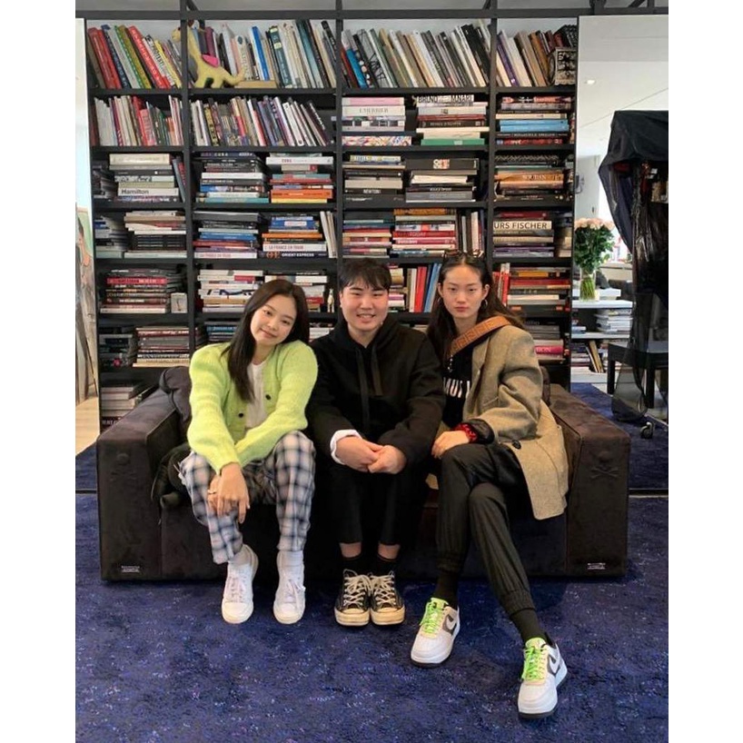 Áo khoác cardigan croptop xanh Jennie Blackpink, Giang Sơ Ảnh len dệt dài tay | BigBuy360 - bigbuy360.vn