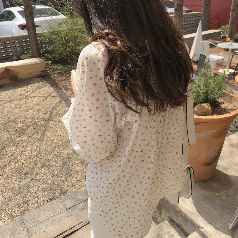 Áo sơ mi nữ tay dài dáng rộng in họa tiết hoa lá thời trang Hàn Quốc