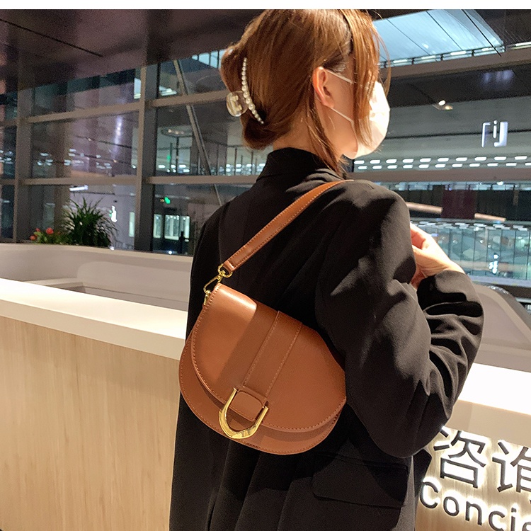Túi xách nữ túi đeo chéo kẹp nách dáng tròn da trơn có hai dây đeo thay đổi kiểu dáng đơn giản LK215