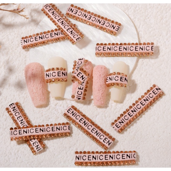 set trang trí móng tay