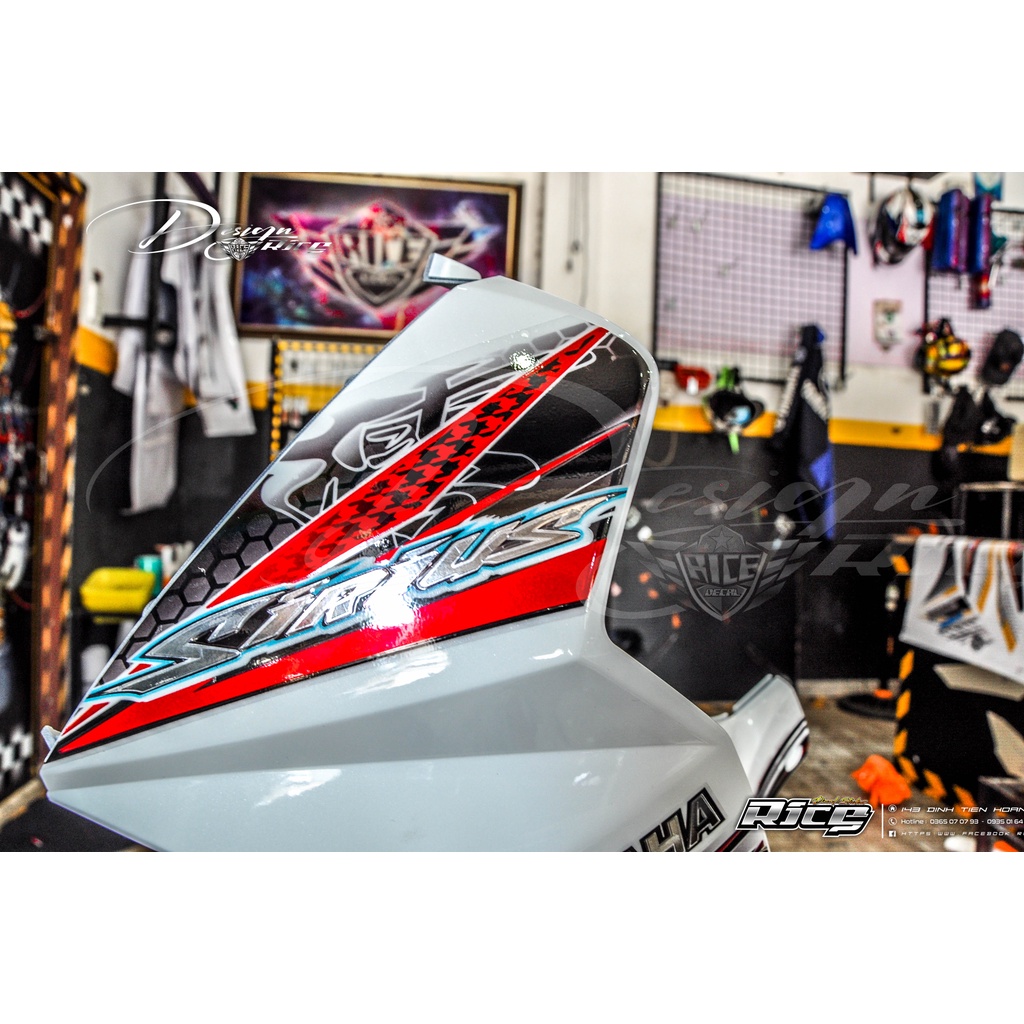 Tem Sirus Trắng Chữ Tàu Bát Man