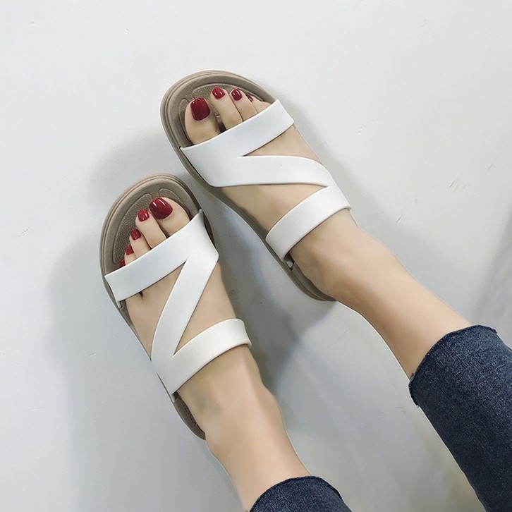 Dép lê nữ quai chéo ulzzang siêu hot, Sandal nữ dây nhựa chéo, đế cao su êm chân cá tính DG9 loại 1, đi biển, đi du lịch