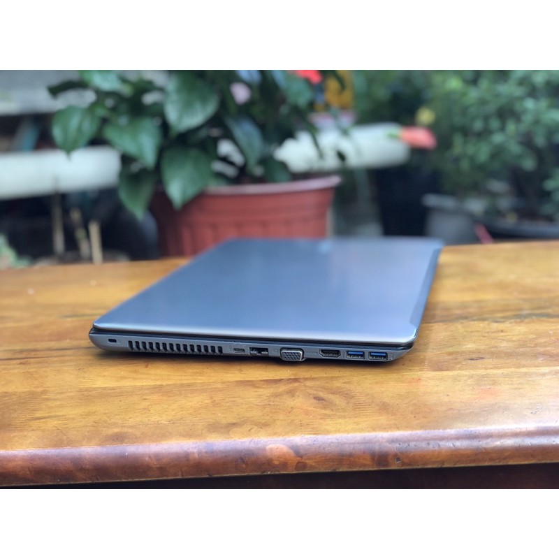 Laptop Acer Aspire F5 573G (i5 7200U/4GB/SSD M.2 120GB, 500GB/2GB 940MX)
