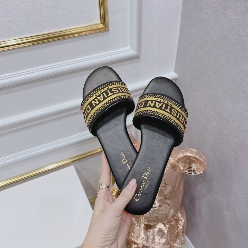 DÉP LÊ DÂY CHỮ BẢN TO