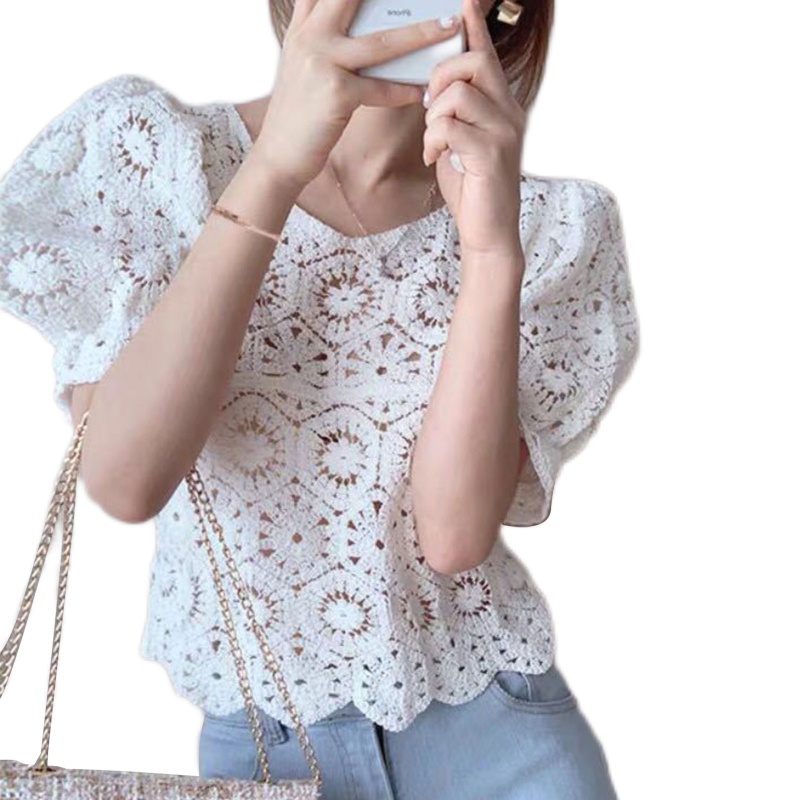 Áo Croptop Dệt Kim Tay Lửng Cổ Chữ V Khoét Lỗ Hình Bông Hoa Độc Đáo Thời Trang Cho Nữ