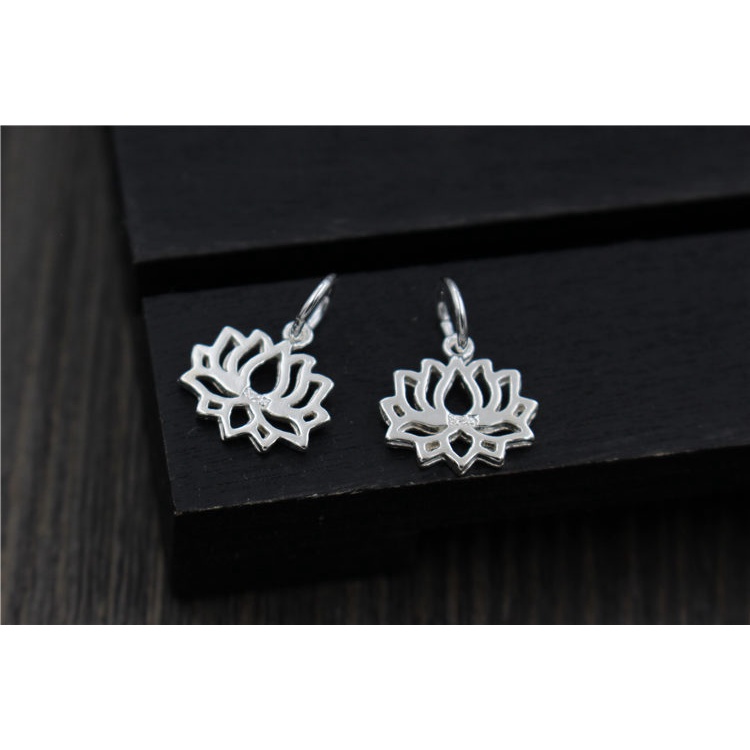 Mặt Dây Chuyền Bằng Bạc 925 Hình Hoa Sen Nhỏ Xinh