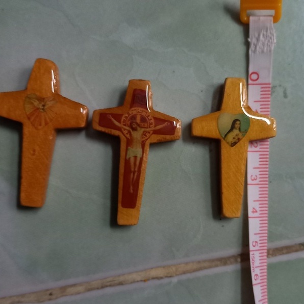 Mặt Vòng cổ Hình Thánh Giá Bằng Gỗ size 25x40mm