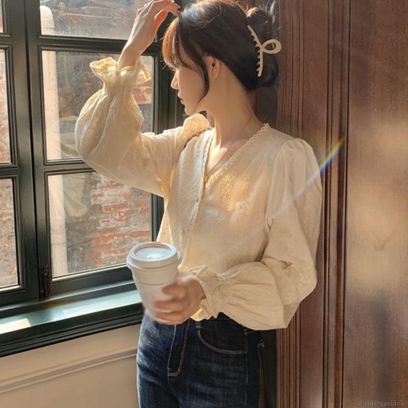 Áo Sơ Mi Dài Tay Cổ Chữ V Phối Ren Xinh Xắn Cho Nữ