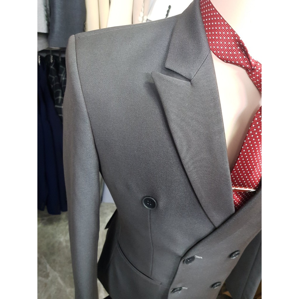 Bộ vest nam 6 nút ôm body màu xám đậm chất liệu vải nhập dày mịn co giãn + combo phụ kiện
