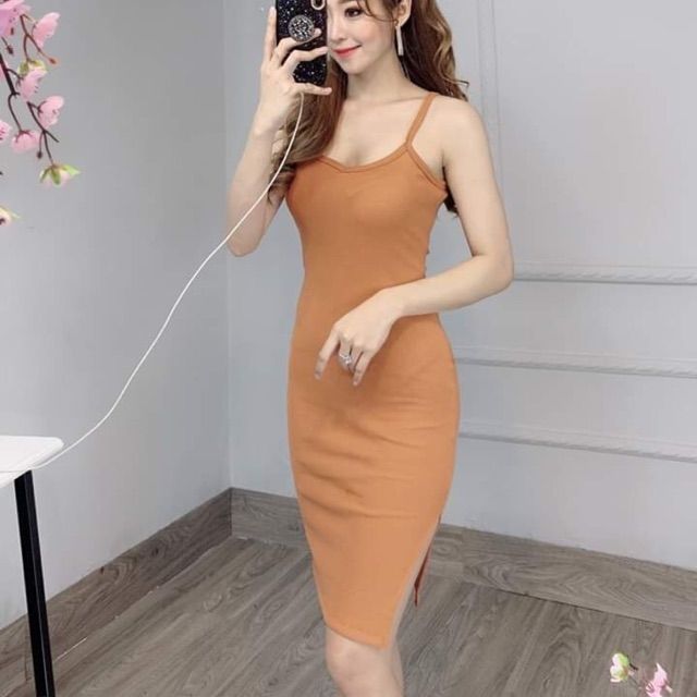Váy 2 dây body thun gân xẻ đùi