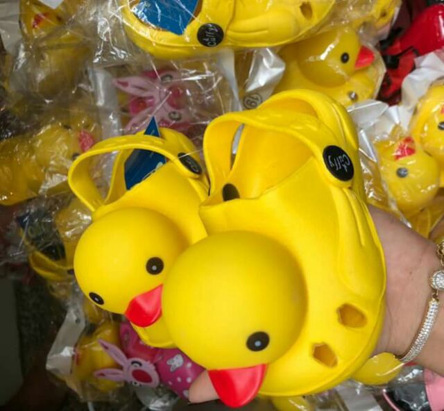 Dép vịt Thái Lan cho bé yêu