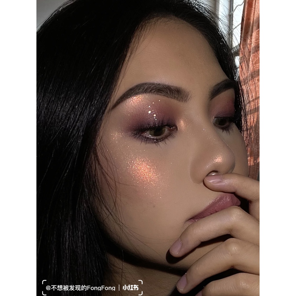 Phấn Bắt Sáng Kaleidos Tông Kim Cương Sáng Da Mịn Màng Tinh Tế