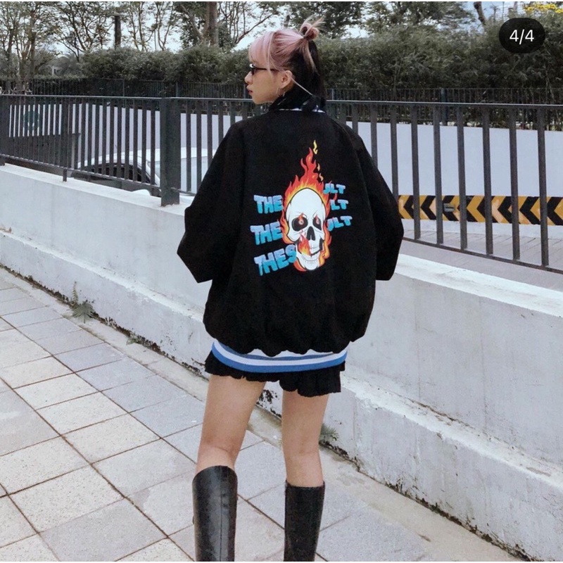 Áo khoác nỉ đầu lâu