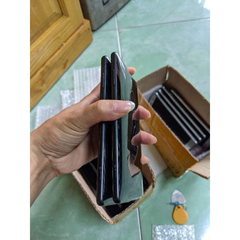 điện thoại sony XZ2 Premium