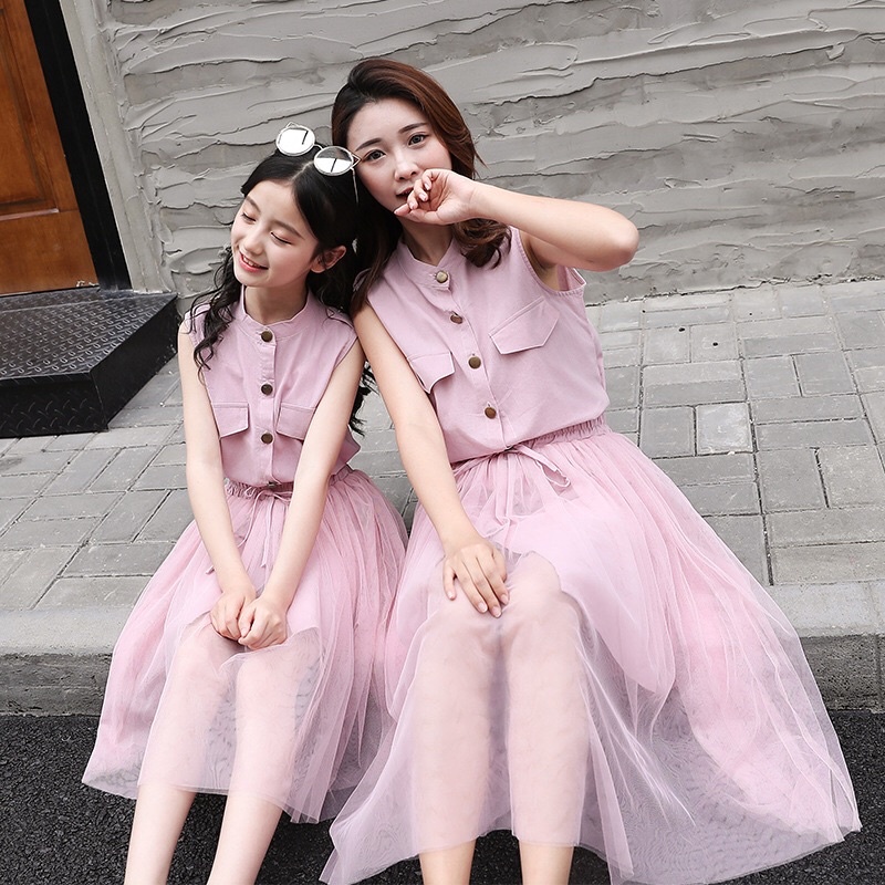 set áo và chân váy cho mẹ và bé