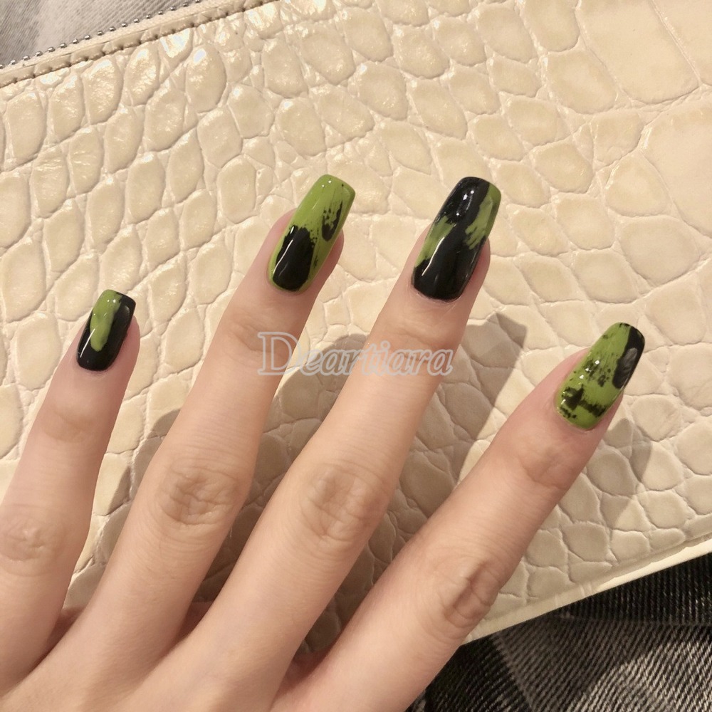 Set 24 Móng Tay Giả Họa Tiết Xinh Xắn