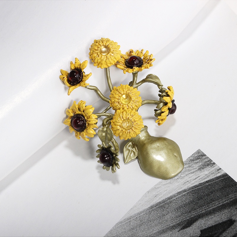 Ghim Cài Áo Hình Lọ Hoa Hướng Dương Sáng Tạo
