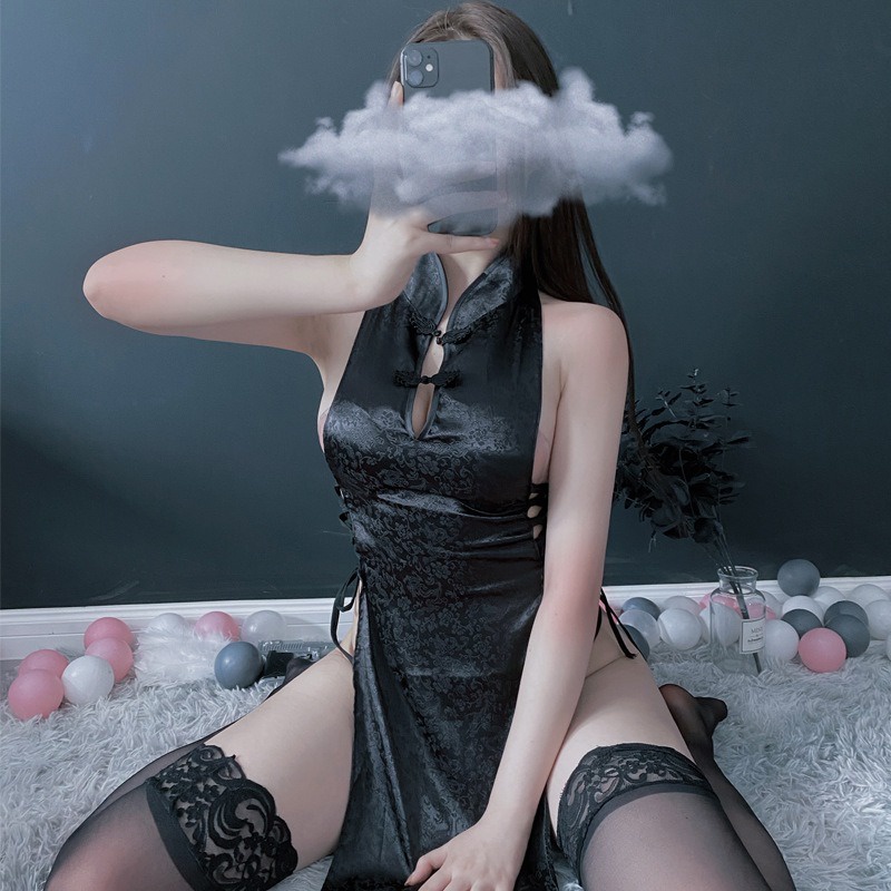 Đồ ngủ sexy áo sườn xám cổ trang cách tân kèm quần lọt khe gợi cảm