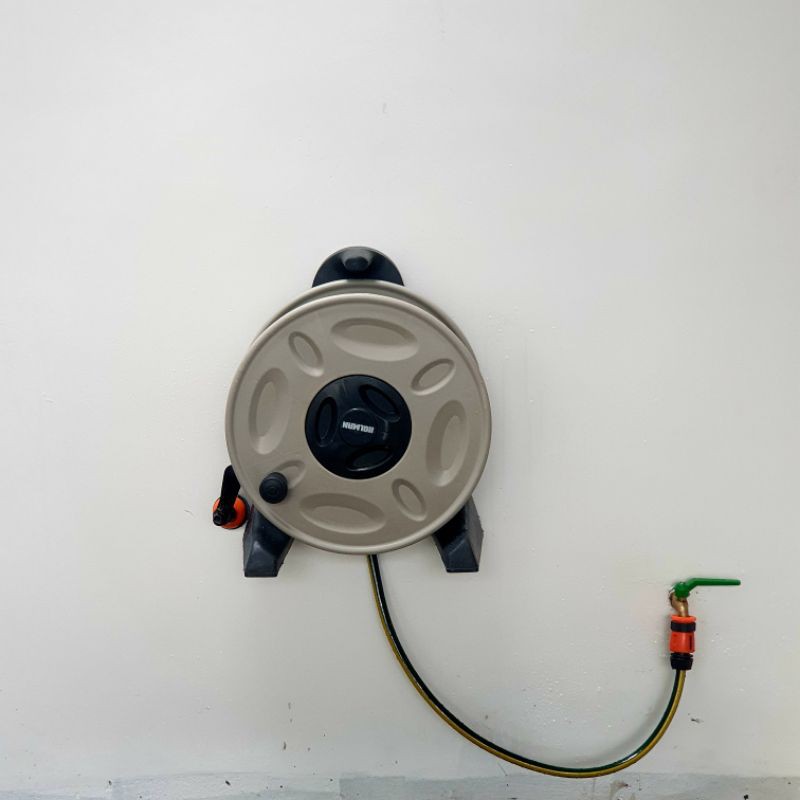 Bộ vòi tưới cây tự cuốn Holman-15m: Nhập khẩu úc, đầu phun 2 chức năng.