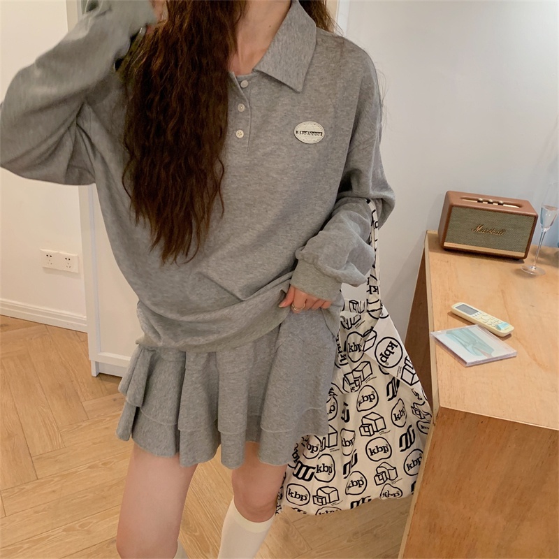 Bộ Áo Sweater Cổ POLO Phối Chân Váy Lưng Cao Thiết Kế Quyến Rũ Cho Nữ