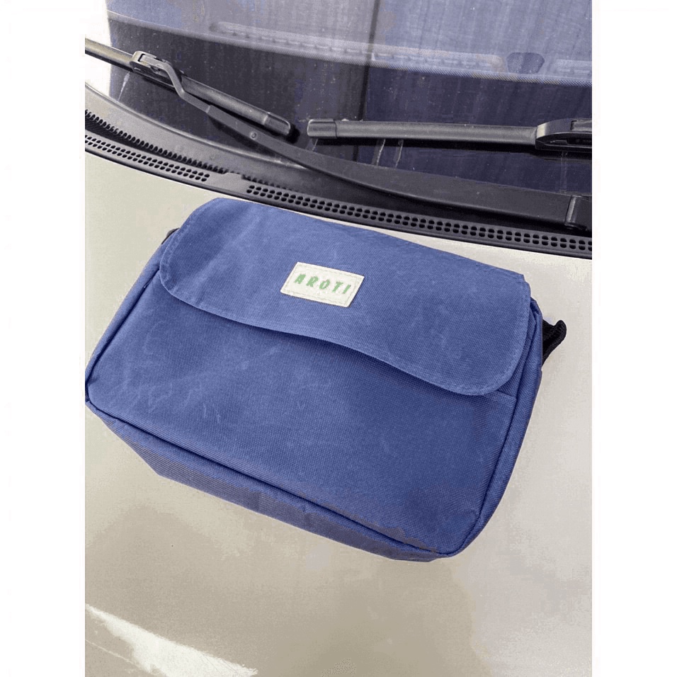 Túi đeo chéo nam nữ Messenger Ipad vải Oxford nhập khẩu thương hiệu AROTI TA601 ĐEN