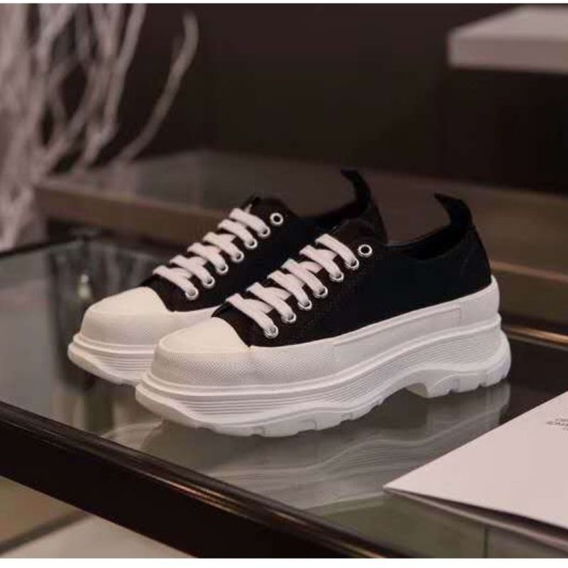 GIÀY THỂ THAO MC vải cao cấp mới nhất